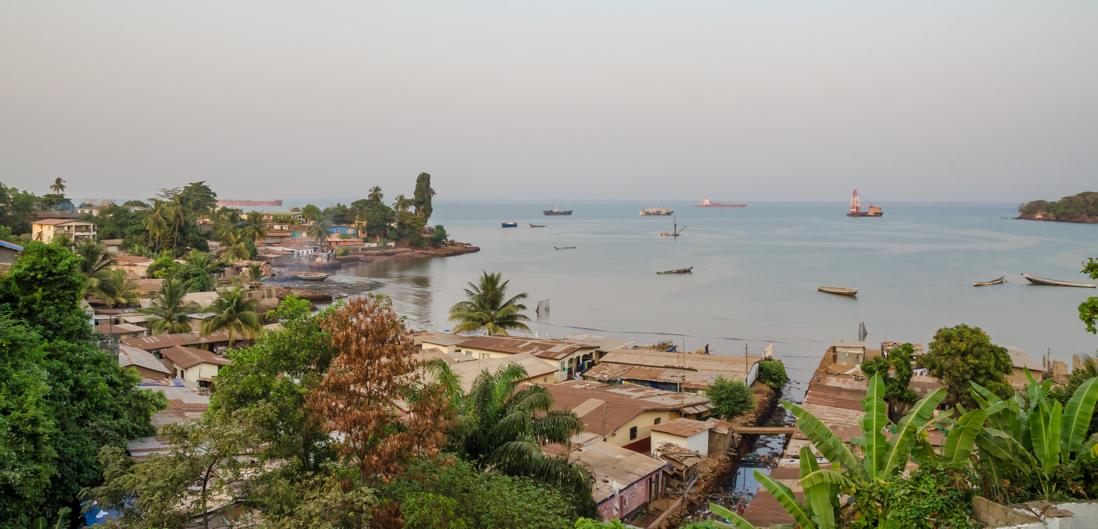AdobeStock_210026930 Slum, Freetown, Sierra Leone. Credit_Fabian-Adobestock.com AdobeStock_210026930 Slum, Freetown, Sierra Leone. Credit_Fabian-Adobestock.com