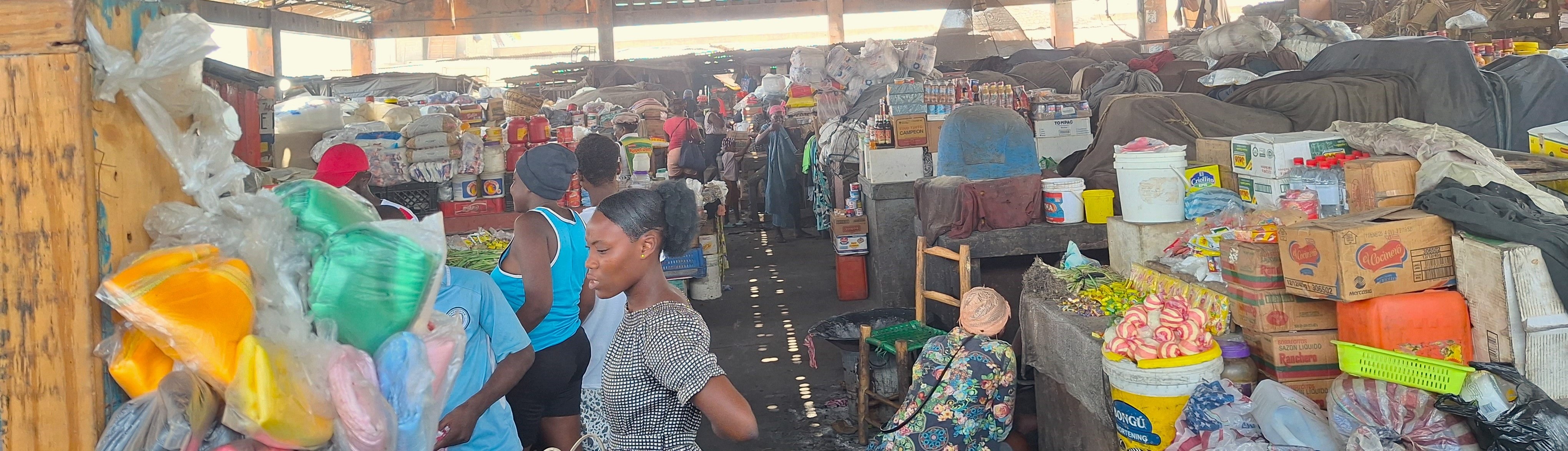 marche_pont_neuf_haiti_header.jpg