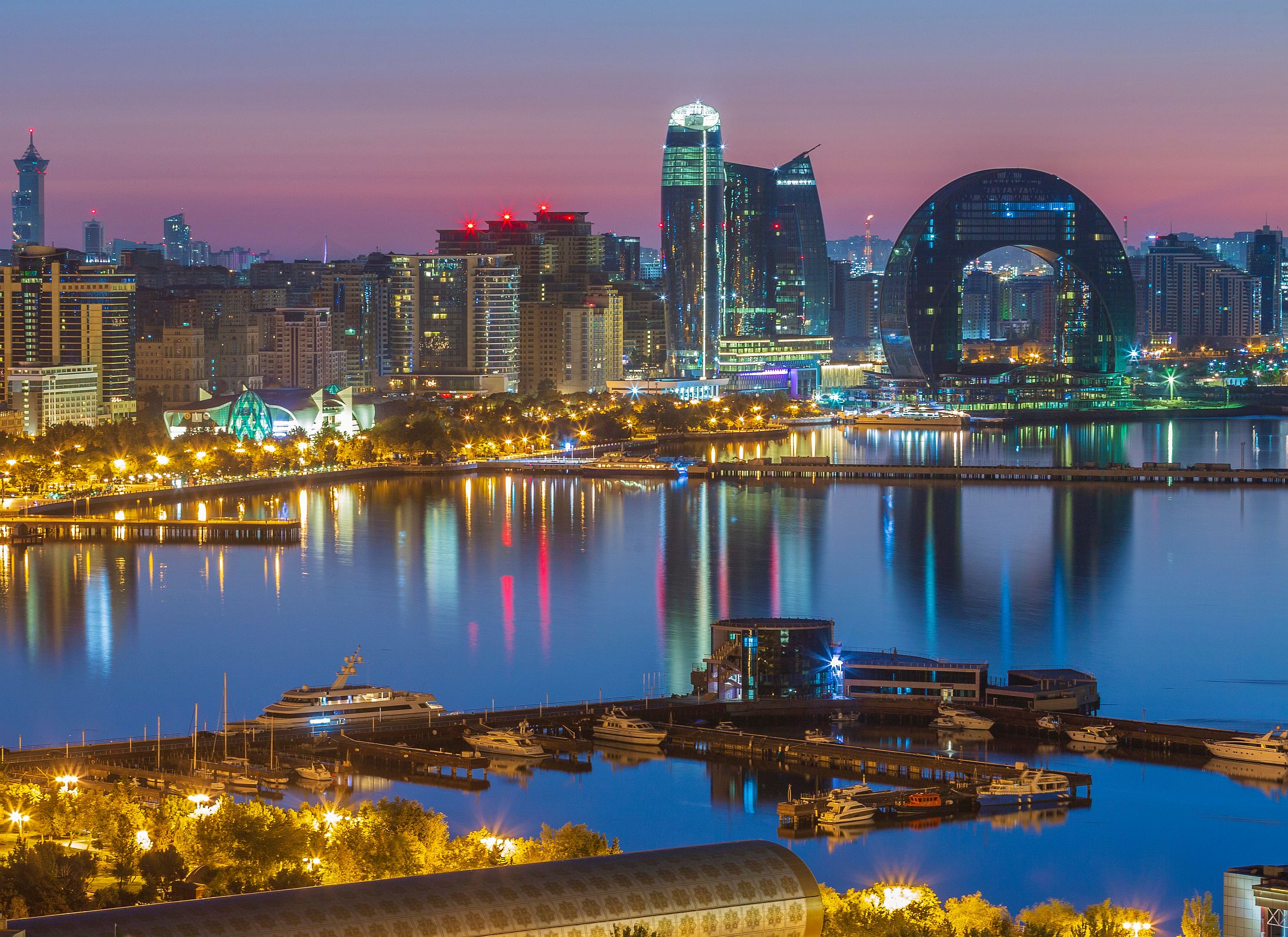 Panoramic view of Baku, Azerbaijan. Photo: DenisSv-AdobeStock.com Panoramic view of Baku, Azerbaijan. Photo: DenisSv-AdobeStock.com