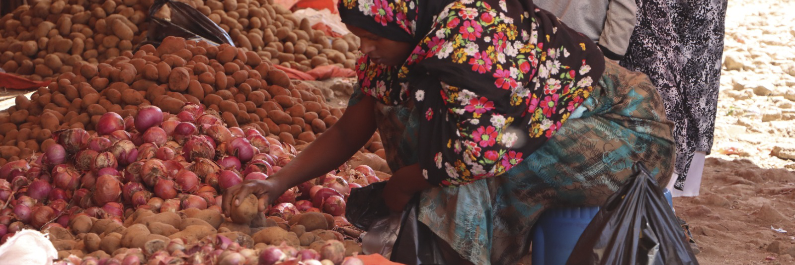 Jigjiga market seller. Jigjiga market seller.