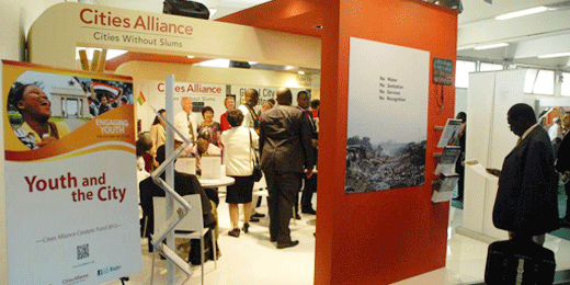 CA-booth-Wuf6.gif