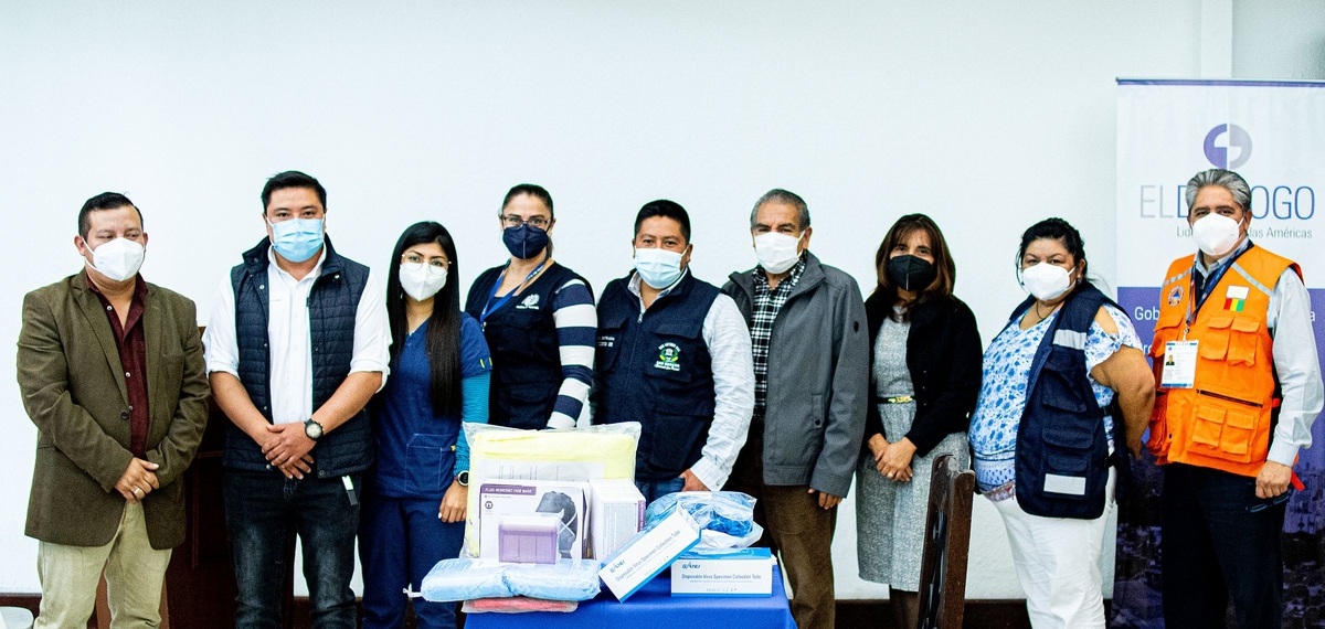Partners in San Marcos, Guatemala during a donation of Covid-19 related medical suppliesd
