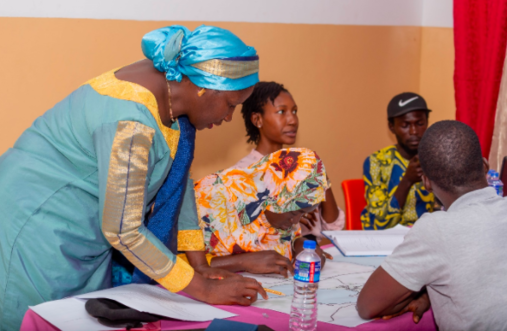 Women in Banjul, Laboratory - Credits: UNOPS