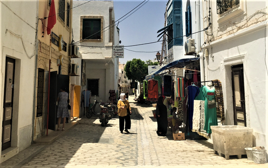 Women in the Medina of Mahdia, Tunisia