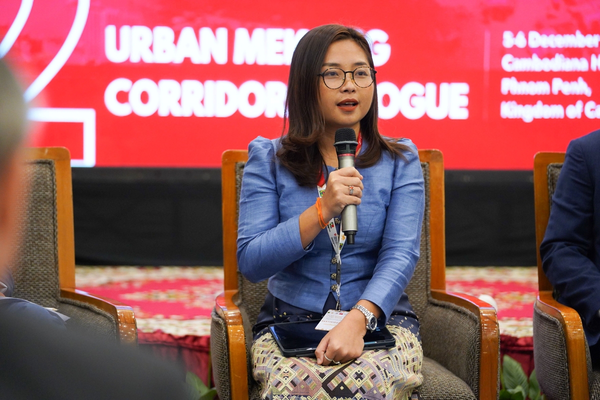 phnom-penh-umci-participant-second-dialogue.jpg phnom-penh-umci-participant-second-dialogue.jpg