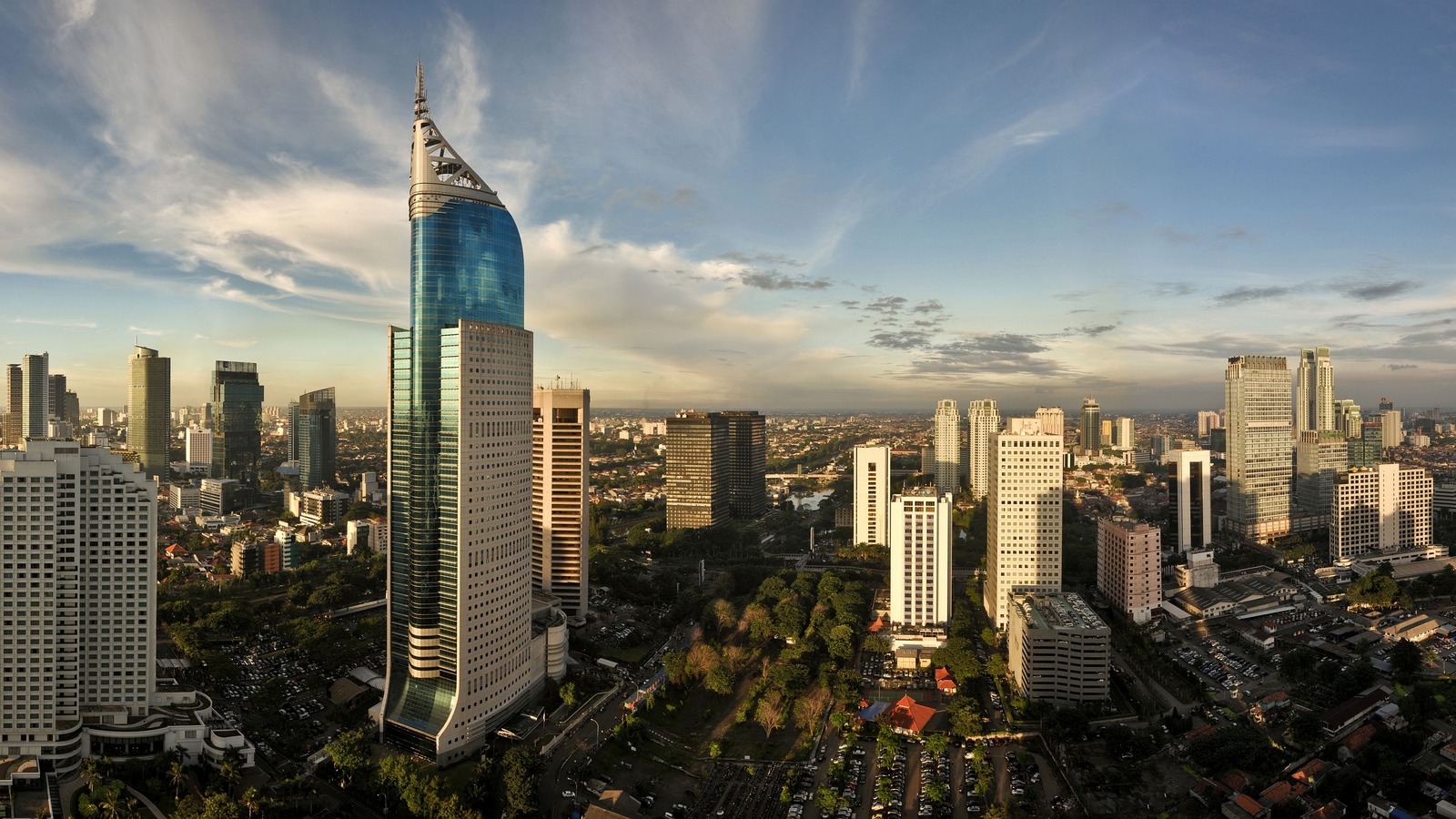 Jakarta, Indonesia. Photo: Daxiao Productions, AdobeStock.com